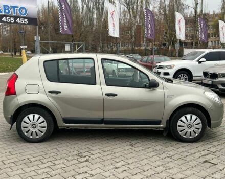 Серый Рено Сандеро, объемом двигателя 1.4 л и пробегом 202 тыс. км за 5400 $, фото 7 на Automoto.ua