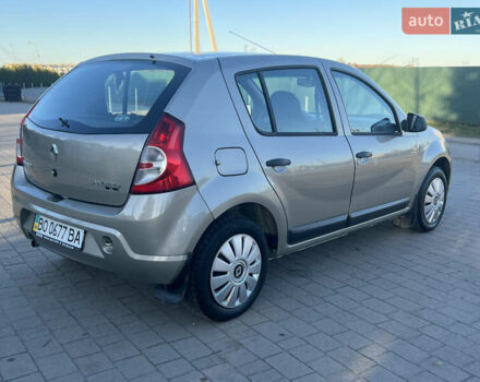 Серый Рено Сандеро, объемом двигателя 1.39 л и пробегом 200 тыс. км за 3900 $, фото 15 на Automoto.ua