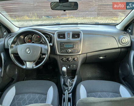 Серый Рено Сандеро, объемом двигателя 1.5 л и пробегом 177 тыс. км за 7800 $, фото 32 на Automoto.ua