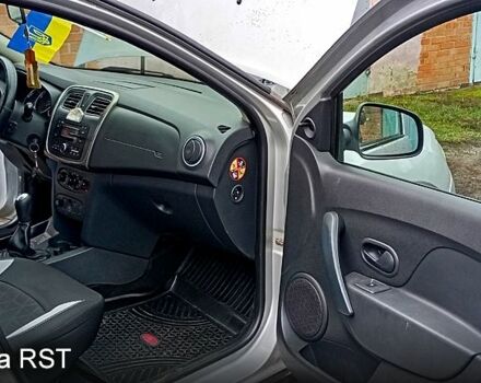 Сірий Рено Сандеро, об'ємом двигуна 1.6 л та пробігом 114 тис. км за 7850 $, фото 5 на Automoto.ua