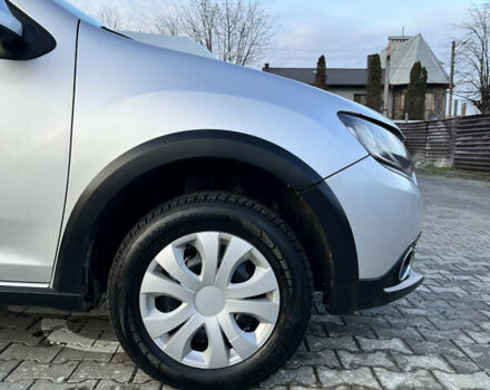 Серый Рено Сандеро, объемом двигателя 1.5 л и пробегом 177 тыс. км за 7800 $, фото 18 на Automoto.ua