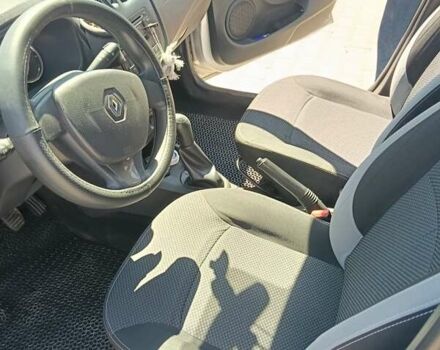 Серый Рено Сандеро, объемом двигателя 1.15 л и пробегом 130 тыс. км за 6800 $, фото 9 на Automoto.ua