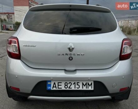 Рено Сандеро 2014 в Запорожье на Automoto.ua Серый Рено Сандеро, объемом двигателя 1.46 л и пробегом 129 тыс. км за 9000 $, фото 23 на Automoto.ua