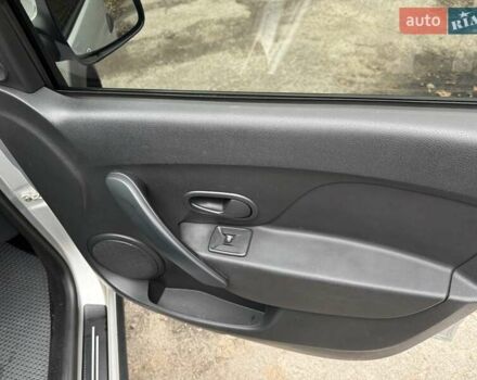 Серый Рено Сандеро, объемом двигателя 1.5 л и пробегом 118 тыс. км за 9499 $, фото 25 на Automoto.ua