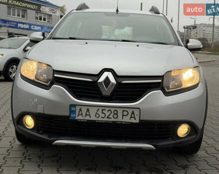 Серый Рено Сандеро, объемом двигателя 1.46 л и пробегом 216 тыс. км за 6499 $, фото 4 на Automoto.ua