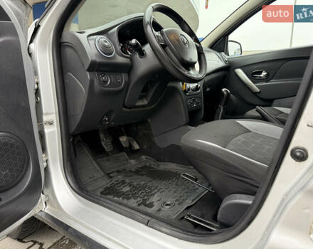 Серый Рено Сандеро, объемом двигателя 1.46 л и пробегом 216 тыс. км за 6499 $, фото 19 на Automoto.ua