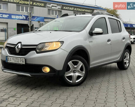 Серый Рено Сандеро, объемом двигателя 1.46 л и пробегом 198 тыс. км за 6599 $, фото 1 на Automoto.ua