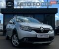 Серый Рено Сандеро, объемом двигателя 0.9 л и пробегом 78 тыс. км за 9490 $, фото 1 на Automoto.ua