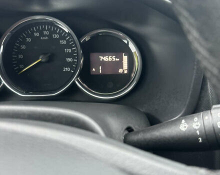 Сірий Рено Сандеро, об'ємом двигуна 0.9 л та пробігом 74 тис. км за 9300 $, фото 12 на Automoto.ua