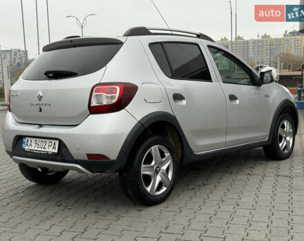 Серый Рено Сандеро, объемом двигателя 1.46 л и пробегом 198 тыс. км за 6599 $, фото 11 на Automoto.ua