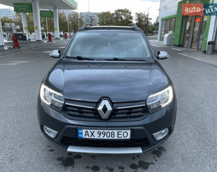 Серый Рено Сандеро, объемом двигателя 1.46 л и пробегом 132 тыс. км за 8300 $, фото 2 на Automoto.ua