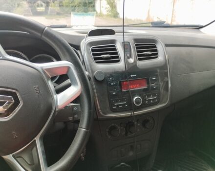 Серый Рено Сандеро, объемом двигателя 1.5 л и пробегом 46 тыс. км за 12100 $, фото 5 на Automoto.ua