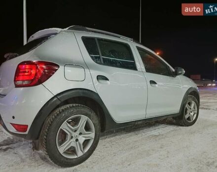 Серый Рено Сандеро, объемом двигателя 1.46 л и пробегом 168 тыс. км за 11000 $, фото 5 на Automoto.ua