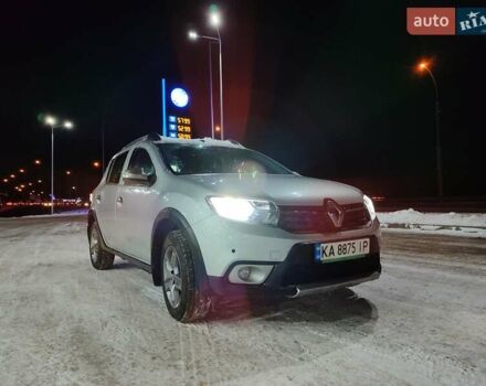 Серый Рено Сандеро, объемом двигателя 1.46 л и пробегом 168 тыс. км за 11000 $, фото 3 на Automoto.ua
