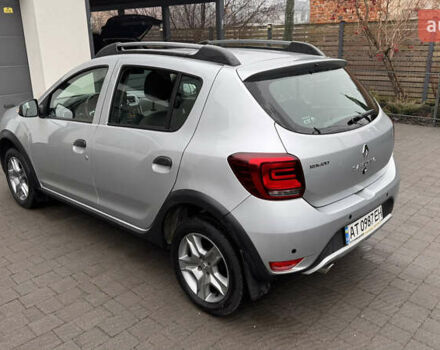 Серый Рено Сандеро, объемом двигателя 1.46 л и пробегом 39 тыс. км за 11800 $, фото 4 на Automoto.ua