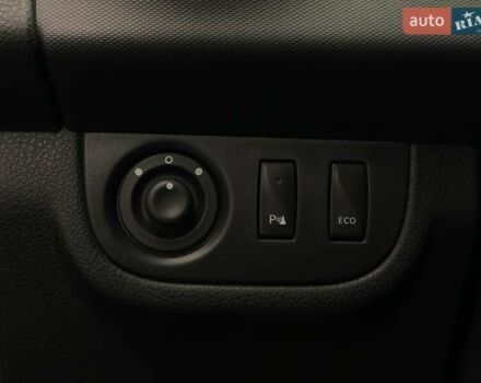 Серый Рено Сандеро, объемом двигателя 1 л и пробегом 58 тыс. км за 10884 $, фото 13 на Automoto.ua