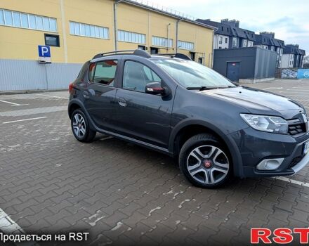 Серый Рено Сандеро, объемом двигателя 1.5 л и пробегом 130 тыс. км за 11750 $, фото 9 на Automoto.ua