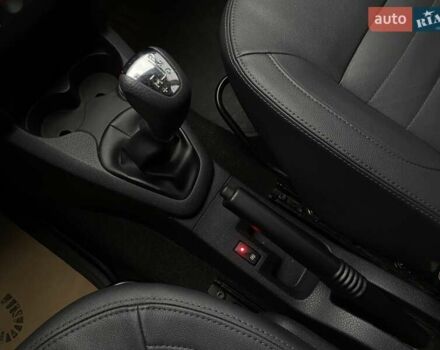 Серый Рено Сандеро, объемом двигателя 1 л и пробегом 58 тыс. км за 10884 $, фото 17 на Automoto.ua