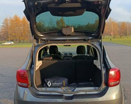 Сірий Рено Сандеро, об'ємом двигуна 0.9 л та пробігом 58 тис. км за 10500 $, фото 7 на Automoto.ua