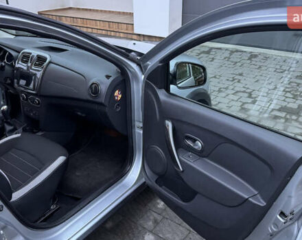 Серый Рено Сандеро, объемом двигателя 1.46 л и пробегом 39 тыс. км за 12300 $, фото 23 на Automoto.ua