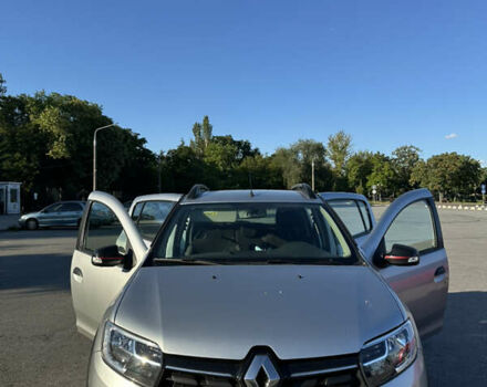 Серый Рено Сандеро, объемом двигателя 0.9 л и пробегом 59 тыс. км за 12300 $, фото 5 на Automoto.ua