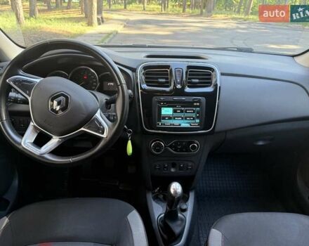 Серый Рено Сандеро, объемом двигателя 1.46 л и пробегом 75 тыс. км за 9500 $, фото 1 на Automoto.ua