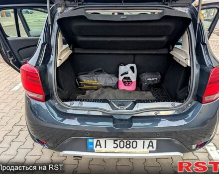 Серый Рено Сандеро, объемом двигателя 1.5 л и пробегом 130 тыс. км за 11750 $, фото 5 на Automoto.ua