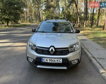 Серый Рено Сандеро, объемом двигателя 1.46 л и пробегом 75 тыс. км за 9500 $, фото 15 на Automoto.ua