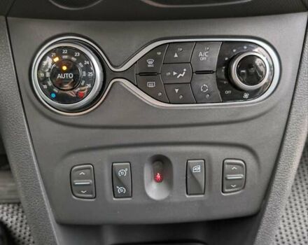 Рено Сандеро 2020 у Кропивницькому (Кіровограді) на Automoto.ua Сірий Рено Сандеро, об'ємом двигуна 0.9 л та пробігом 48 тис. км за 10700 $, фото 10 на Automoto.ua