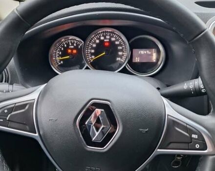 Сірий Рено Сандеро, об'ємом двигуна 0.9 л та пробігом 17 тис. км за 11500 $, фото 10 на Automoto.ua