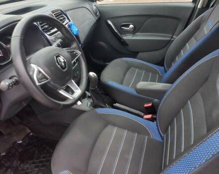 Серый Рено Сандеро, объемом двигателя 0.9 л и пробегом 12 тыс. км за 10400 $, фото 19 на Automoto.ua