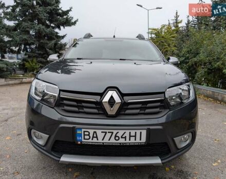 Рено Сандеро 2020 у Кропивницькому (Кіровограді) на Automoto.ua Сірий Рено Сандеро, об'ємом двигуна 0.9 л та пробігом 48 тис. км за 10700 $, фото 1 на Automoto.ua