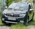 Серый Рено Сандеро, объемом двигателя 0 л и пробегом 7 тыс. км за 12900 $, фото 3 на Automoto.ua