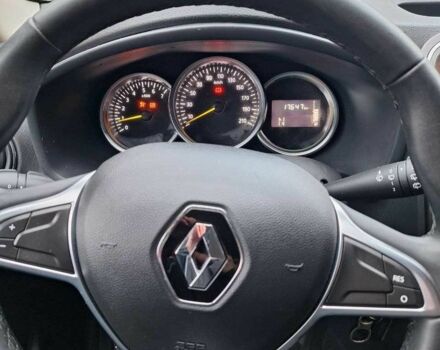 Сірий Рено Сандеро, об'ємом двигуна 0.9 л та пробігом 17 тис. км за 11500 $, фото 9 на Automoto.ua