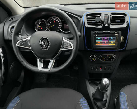 Сірий Рено Сандеро, об'ємом двигуна 0.9 л та пробігом 12 тис. км за 11300 $, фото 11 на Automoto.ua
