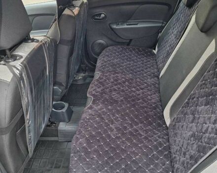 Сірий Рено Сандеро, об'ємом двигуна 0.9 л та пробігом 17 тис. км за 11500 $, фото 6 на Automoto.ua