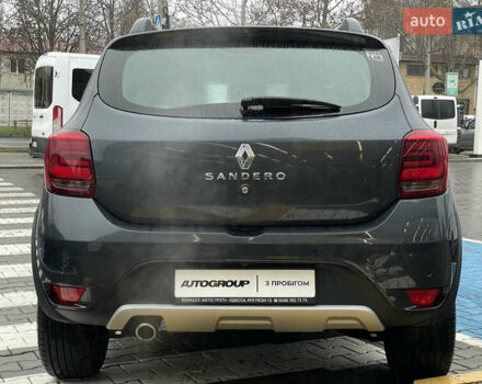 Сірий Рено Сандеро, об'ємом двигуна 0.9 л та пробігом 12 тис. км за 11300 $, фото 5 на Automoto.ua