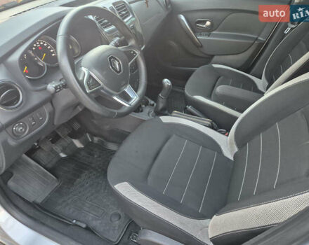 Серый Рено Сандеро, объемом двигателя 1.5 л и пробегом 40 тыс. км за 12800 $, фото 15 на Automoto.ua