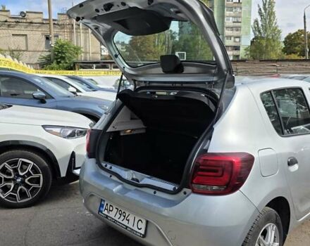Сірий Рено Сандеро, об'ємом двигуна 1 л та пробігом 36 тис. км за 9999 $, фото 12 на Automoto.ua