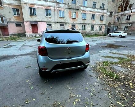 Серый Рено Сандеро, объемом двигателя 1.5 л и пробегом 38 тыс. км за 12000 $, фото 4 на Automoto.ua