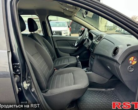 Серый Рено Сандеро, объемом двигателя 1 л и пробегом 43 тыс. км за 8900 $, фото 11 на Automoto.ua