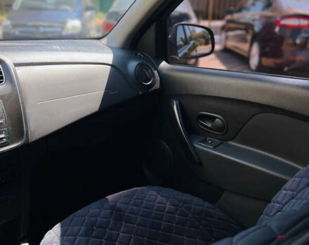 Рено Сандеро 2021 в Николаеве на Automoto.ua Серый Рено Сандеро, объемом двигателя 1.5 л и пробегом 102 тыс. км за 10300 $, фото 13 на Automoto.ua