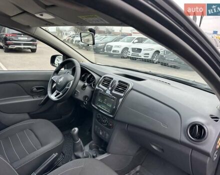 Серый Рено Сандеро, объемом двигателя 1 л и пробегом 43 тыс. км за 8900 $, фото 28 на Automoto.ua