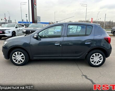 Серый Рено Сандеро, объемом двигателя 1 л и пробегом 43 тыс. км за 8900 $, фото 3 на Automoto.ua