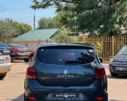 Рено Сандеро 2021 в Николаеве на Automoto.ua Серый Рено Сандеро, объемом двигателя 1.5 л и пробегом 102 тыс. км за 10300 $, фото 5 на Automoto.ua