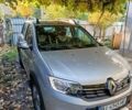Серый Рено Сандеро, объемом двигателя 0.9 л и пробегом 18 тыс. км за 12500 $, фото 1 на Automoto.ua