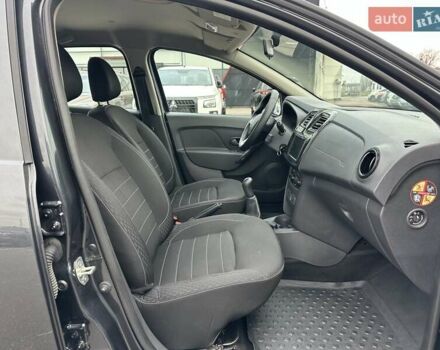 Серый Рено Сандеро, объемом двигателя 1 л и пробегом 43 тыс. км за 8900 $, фото 27 на Automoto.ua