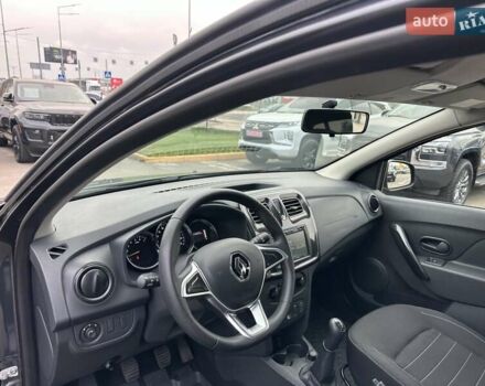 Серый Рено Сандеро, объемом двигателя 1 л и пробегом 43 тыс. км за 8900 $, фото 16 на Automoto.ua