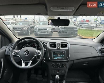 Серый Рено Сандеро, объемом двигателя 1 л и пробегом 43 тыс. км за 8900 $, фото 17 на Automoto.ua