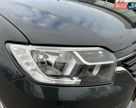 Серый Рено Сандеро, объемом двигателя 1 л и пробегом 43 тыс. км за 8900 $, фото 11 на Automoto.ua